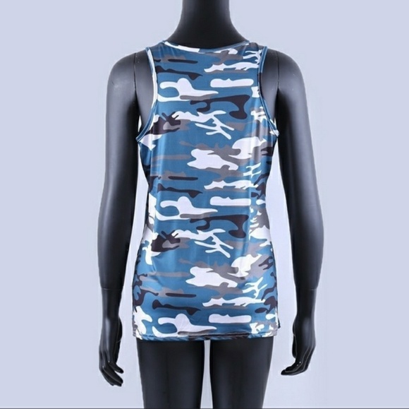 🍓🍓 3 For $20 🍓🍓 Cute Camo Tank Top - Picture 2 of 5